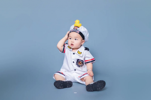 改则宝宝老摇头怎么回事